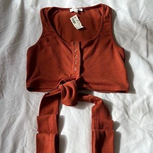 Rust Wrap-Around Tank